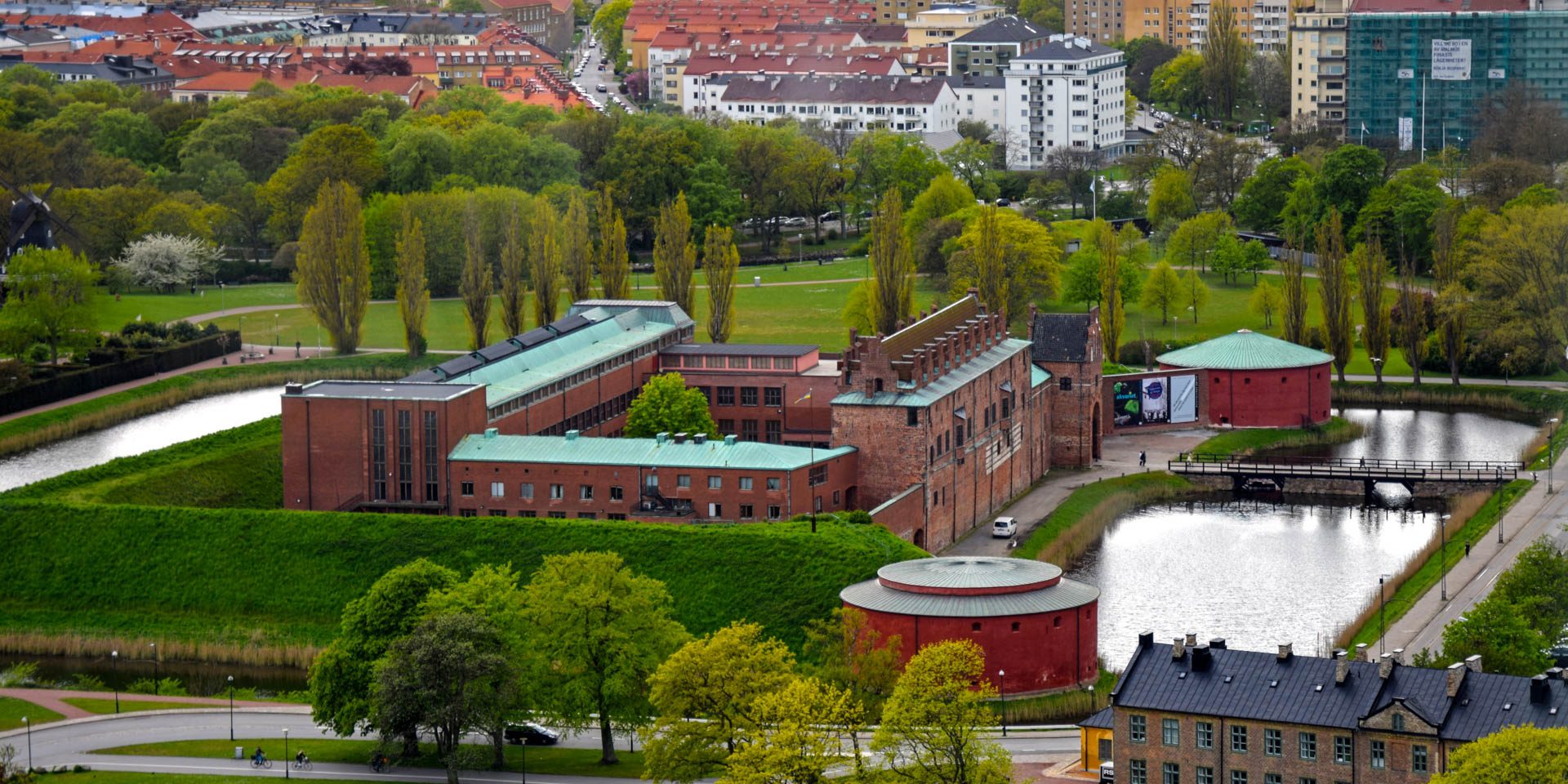 Malmöhus Slott - Castle in Malmö | GuidebookSweden