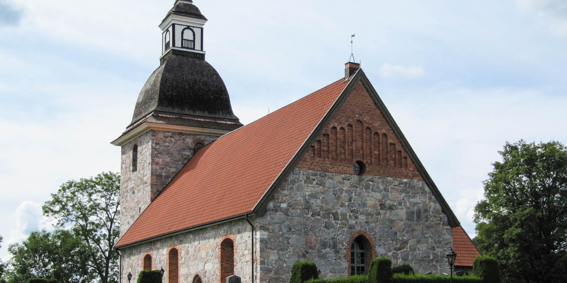 Törnsfalls Kyrka 2012