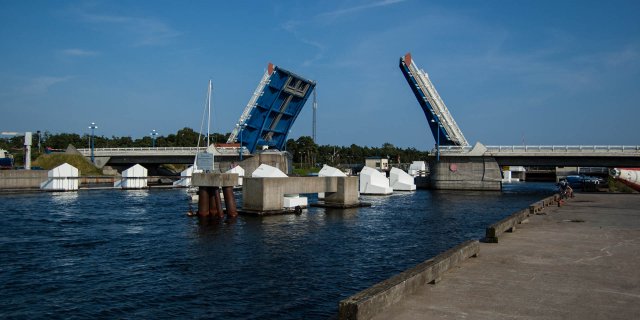 Falsterbokanalen - Ship canal between Höllviken and Ljunghusen ...