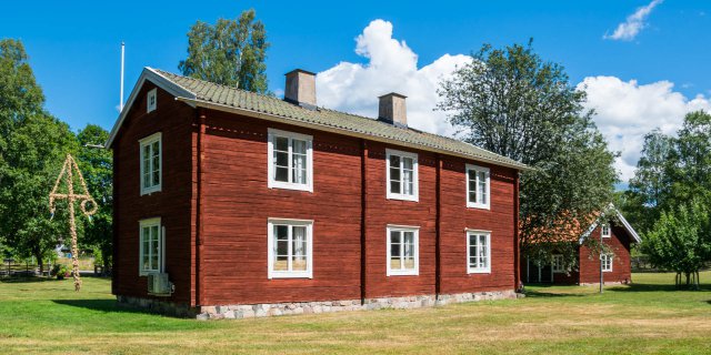 Skede Hembygdsgård - Farmhouse museum in Skede | GuidebookSweden